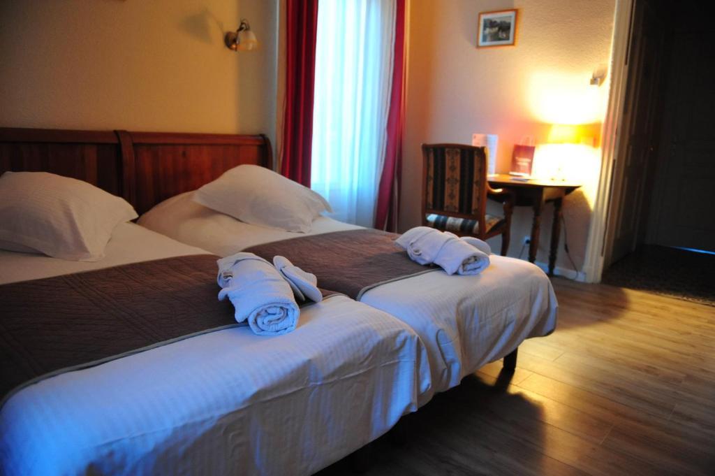 Logis Auberge Restaurant Du Vigneron Cucugnan Phòng bức ảnh